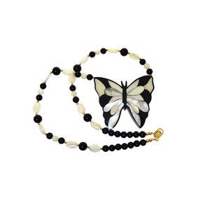 Vintage Lee Sands Necklace Black White Butterfly Mother of Pearl 19"